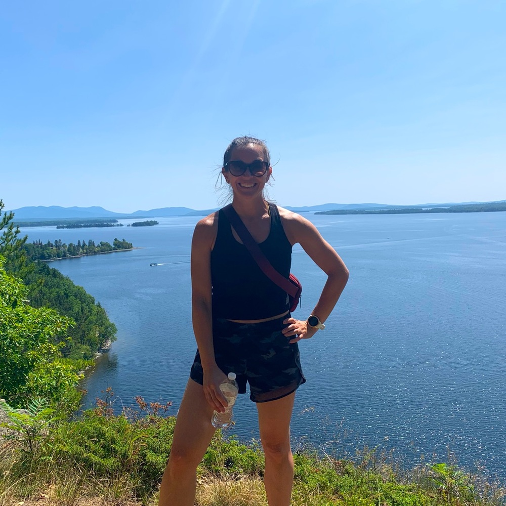 Meet your Posher, Angela